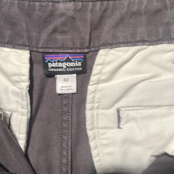 Patagonia Dress Chinos. Grey. 32 w/ 30 L - Picture 2 of 3